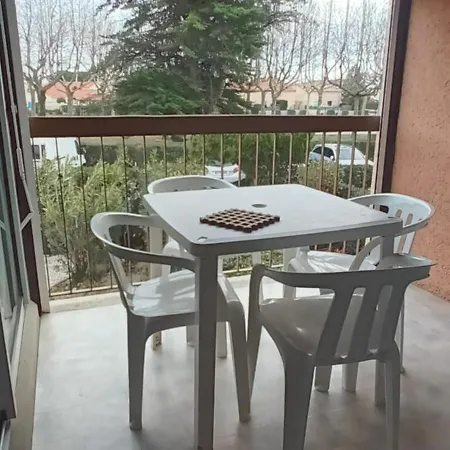 Les Oliviers- Avec Terrasse Proche Port Et Commerces - Clim - Parking *
